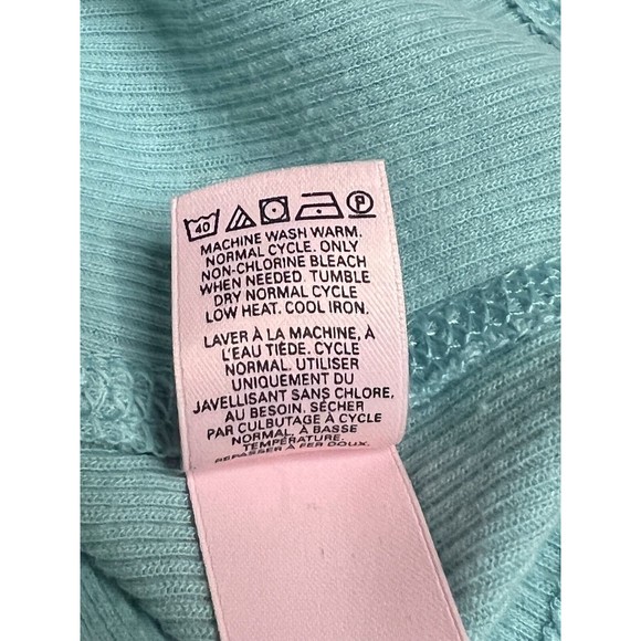 Victoria Secrets Womans Blue Lightweight Long Sleeve Shirt Size Medium - Picture 3 of 6